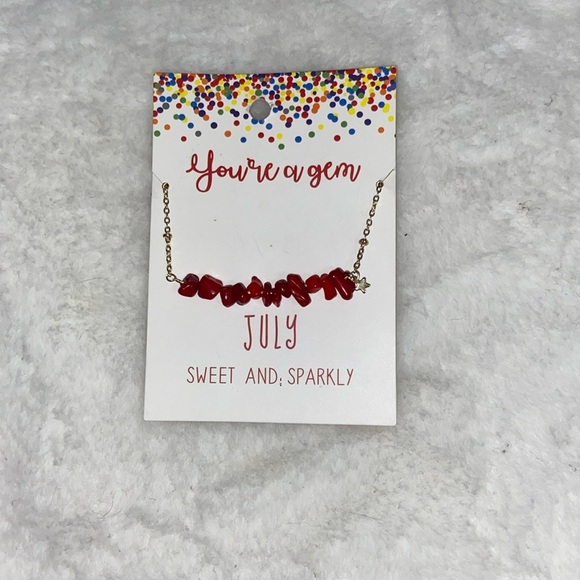 Jewelry - Red agate crystal chip necklace